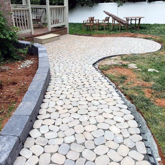 Effective Exterior Footpath Design Ideas